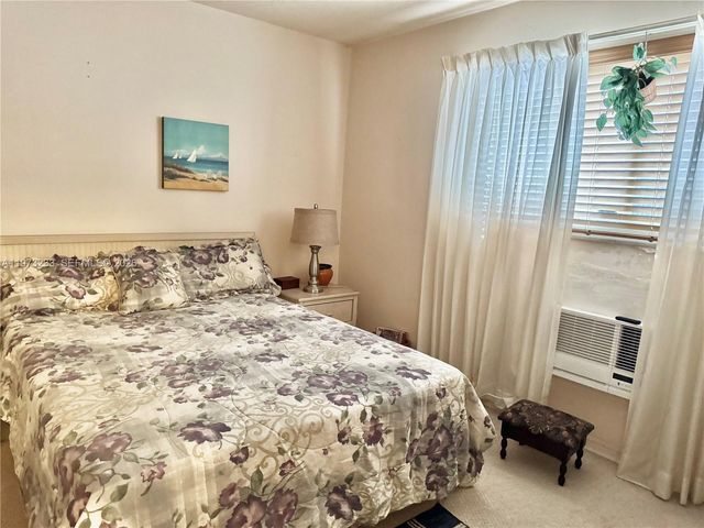 3500 Harrison St 7, Hollywood, FL 33021