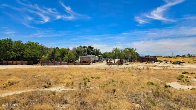 4th St West Vicinity Ave F8, Lancaster, CA 93534