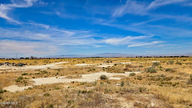 4th St West Vicinity Ave F8, Lancaster, CA 93534