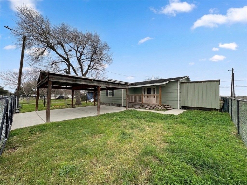 1202 Main Dr, Corpus Christi, TX 78409 — exterior