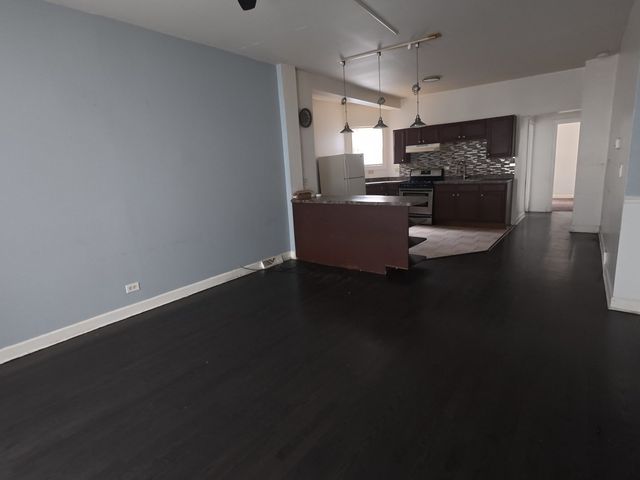 8802 S Carpenter Street, Chicago, IL 60620