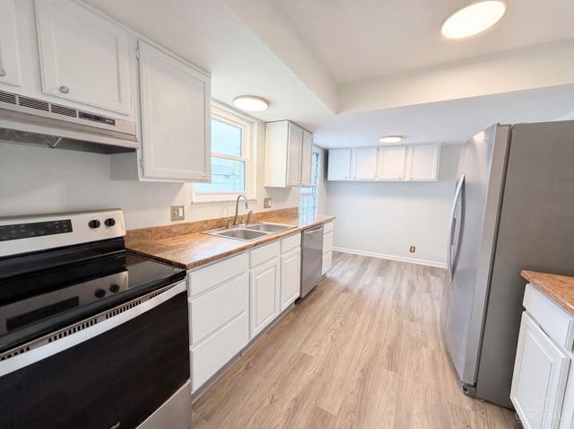 2 Tidewater Trace, Union Twp, OH 45103