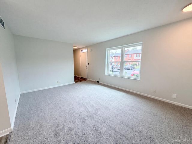 2 Tidewater Trace, Union Twp, OH 45103