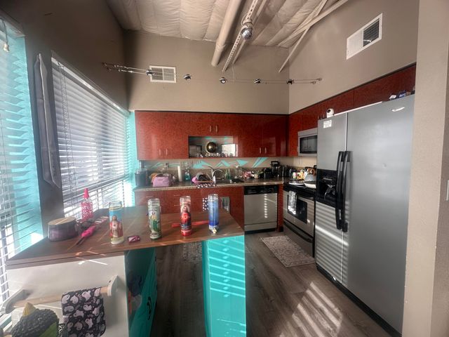 610 Central Avenue SW APT 4H, Albuquerque, NM 87102