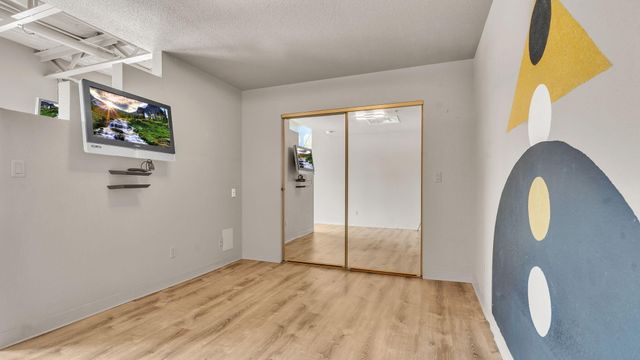 610 Central Avenue SW APT 4H, Albuquerque, NM 87102