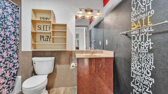 610 Central Avenue SW APT 4H, Albuquerque, NM 87102
