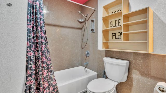 610 Central Avenue SW APT 4H, Albuquerque, NM 87102