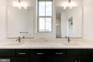 10124 DALMATIAN ST, Rockville, MD 20850