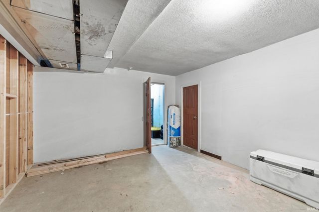1108 HARVEST Drive, Goshen, IN 46526