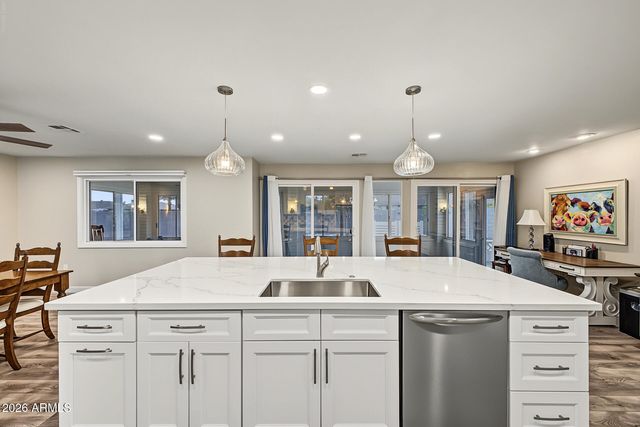 12548 W PINETOP Drive, Sun City West, AZ 85375