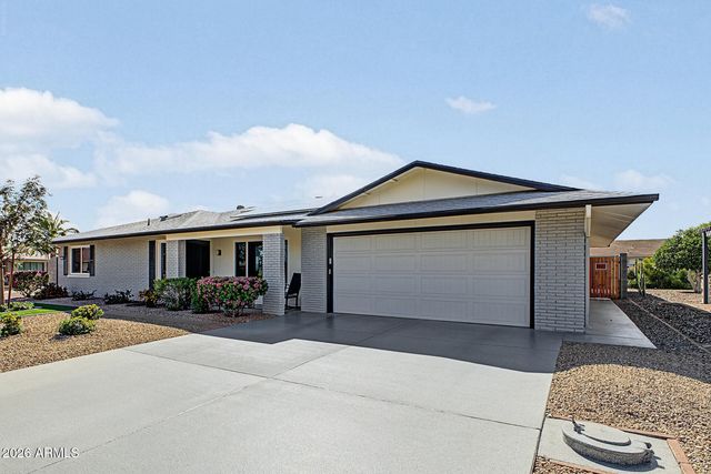 12548 W PINETOP Drive, Sun City West, AZ 85375