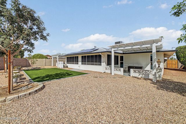 12548 W PINETOP Drive, Sun City West, AZ 85375