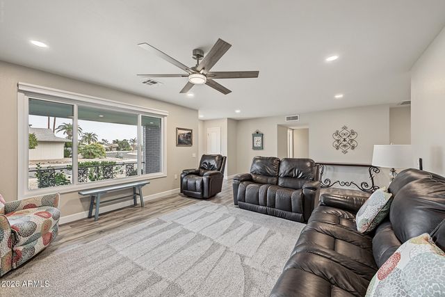 12548 W PINETOP Drive, Sun City West, AZ 85375