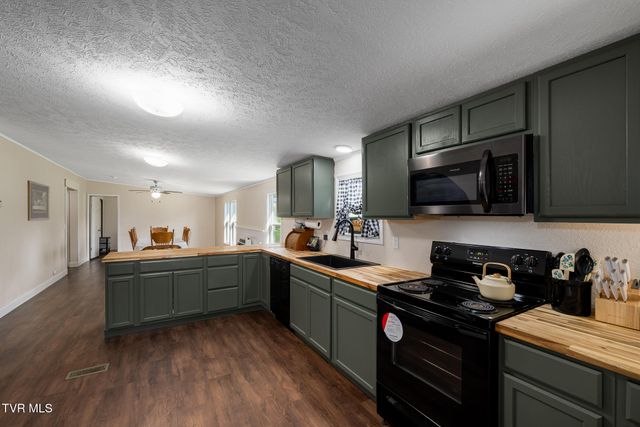 447 Sand Valley Road, Jonesborough, TN 37659