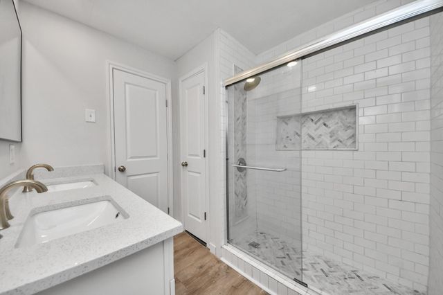 302 County Park Drive, League City, TX 77573
