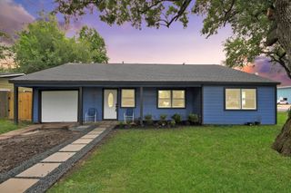 302 County Park Drive, League City, TX 77573