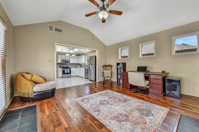 4402 Leyland Drive, Pearland, TX 77584