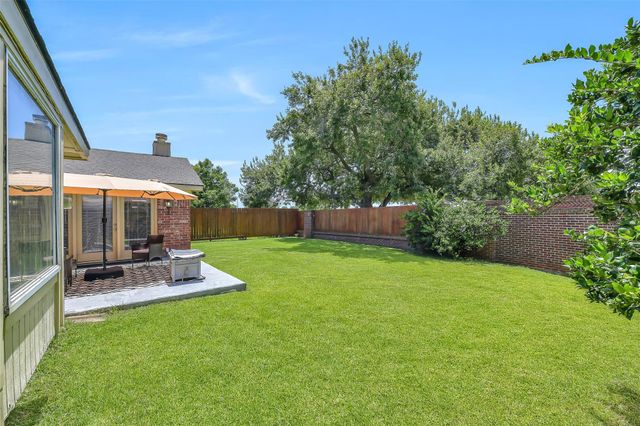 4402 Leyland Drive, Pearland, TX 77584