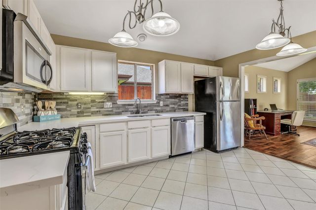 4402 Leyland Drive, Pearland, TX 77584