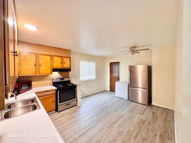 3910 Peach Street, Bridgeport Twp, MI 48601