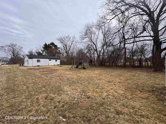 3910 Peach Street, Bridgeport Twp, MI 48601