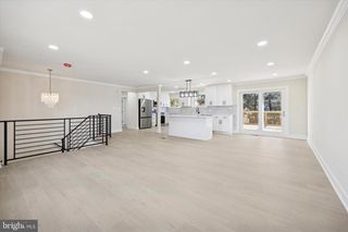 206 MIMOSA DR, Cherry Hill, NJ 08003