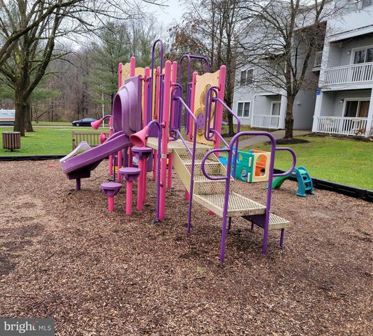 98 WILLIAM PATTERSON CT, Princeton, NJ 08540