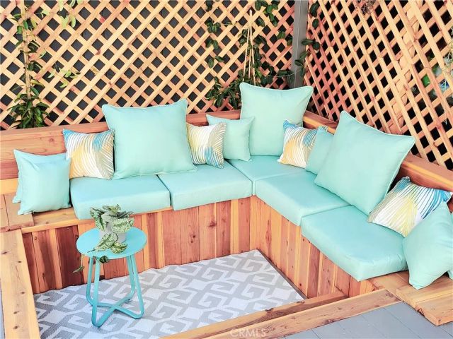 2353 Beach Avenue, Venice, CA 90291