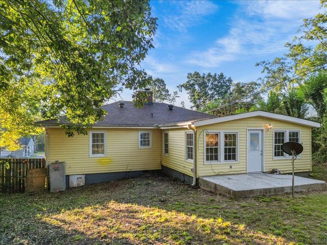 135 Overbrook Circle, Spartanburg, SC 29306