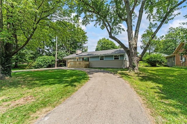 1746 Grange Hall Road, Beavercreek, OH 45432