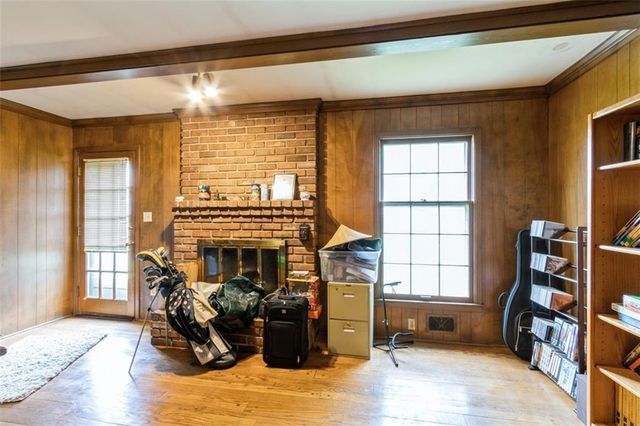 311 HAWTHORNE Drive, Belton, MO 64012