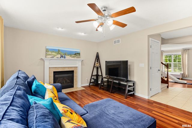 11517 N DUNMORE Drive, Dunlap, IL 61525