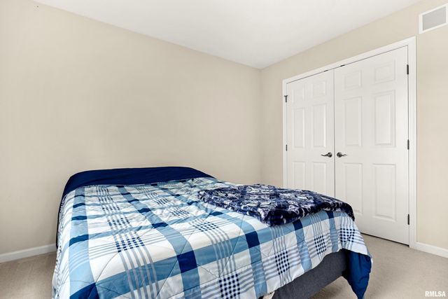 11517 N DUNMORE Drive, Dunlap, IL 61525