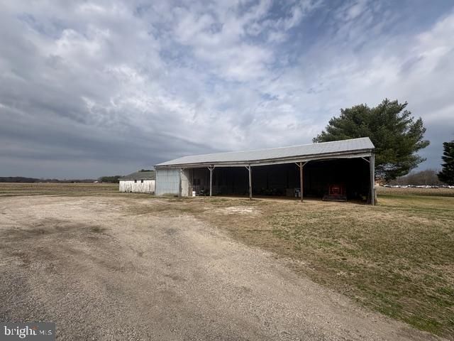10870 RIVER RD, Denton, MD 21629