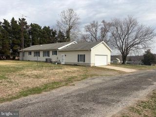 10870 RIVER RD, Denton, MD 21629
