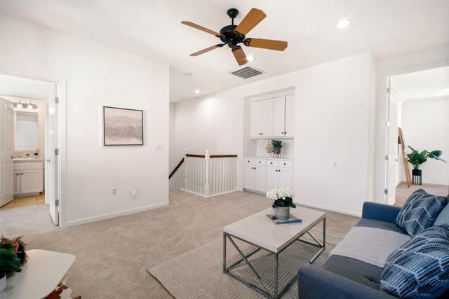 1392 Thornbury Lane, San Jose, CA 95138