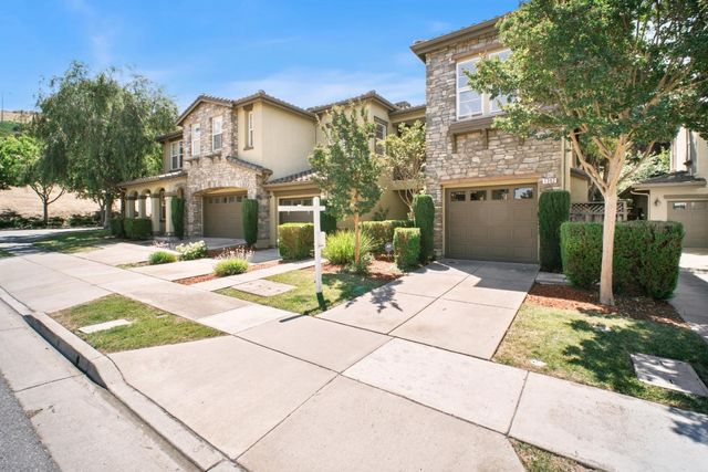 1392 Thornbury Lane, San Jose, CA 95138