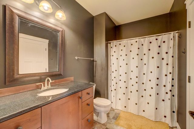 317 Meadow Ridge Court, Hudson, WI 54016