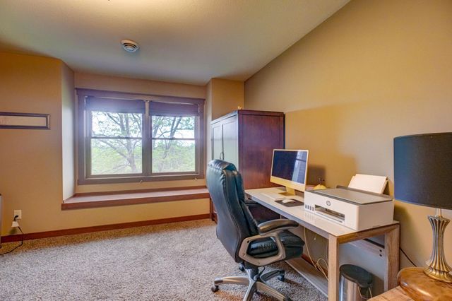 317 Meadow Ridge Court, Hudson, WI 54016