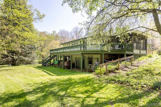 6 South Herrick Road, Aurora, NY 14052