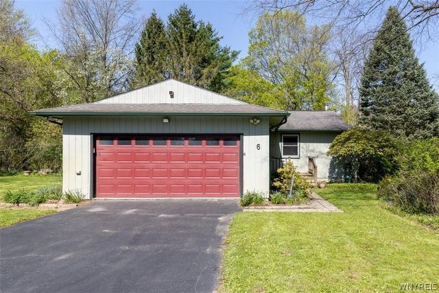 6 South Herrick Road, Aurora, NY 14052