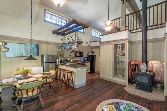 10265 Calle De Robles, Carmel Valley, CA 93923