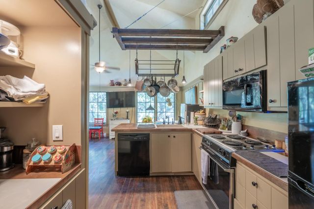 10265 Calle De Robles, Carmel Valley, CA 93923