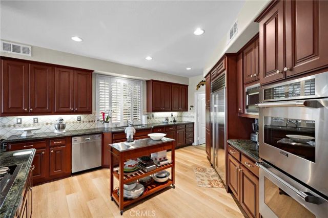 20 Edgewood, Coto De Caza, CA 92679