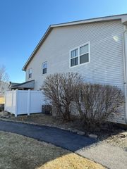 2334 Carnation Drive 320B, Crest Hill, IL 60403