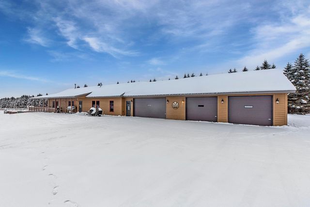 33896 County 21, Browerville, MN 56438