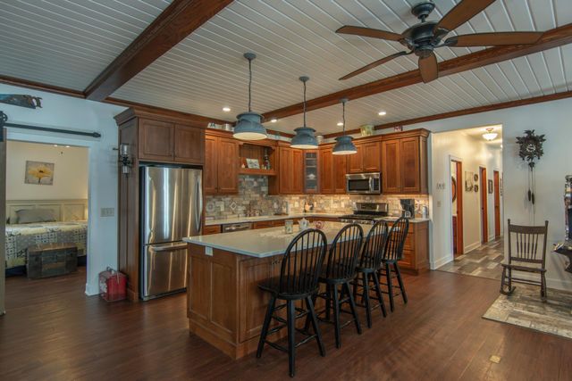 33896 County 21, Browerville, MN 56438