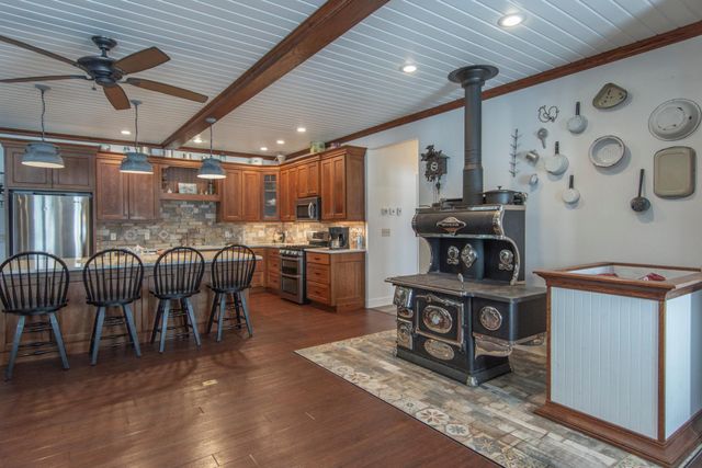 33896 County 21, Browerville, MN 56438