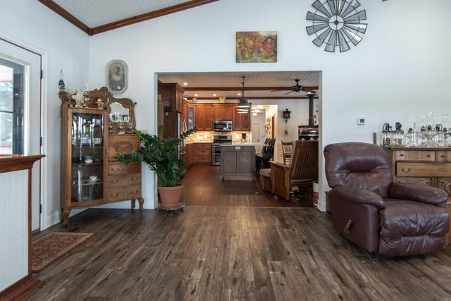 33896 County 21, Browerville, MN 56438