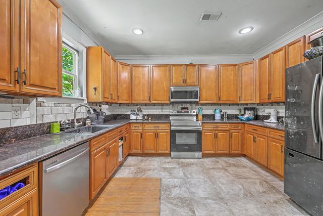 135 Brightwood Drive, Huger, SC 29450